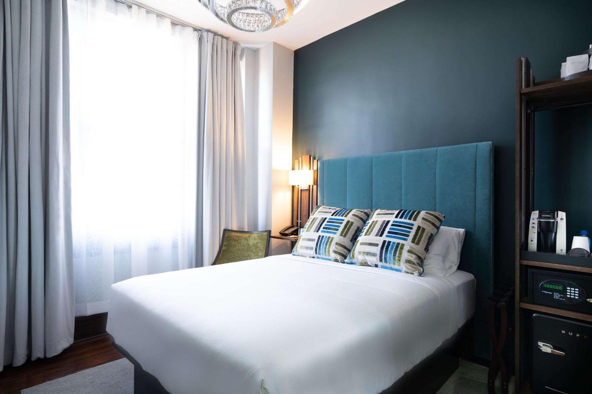 The Esquire Hotel Downtown Gastonia, Ascend Hotel Collection Buitenkant foto