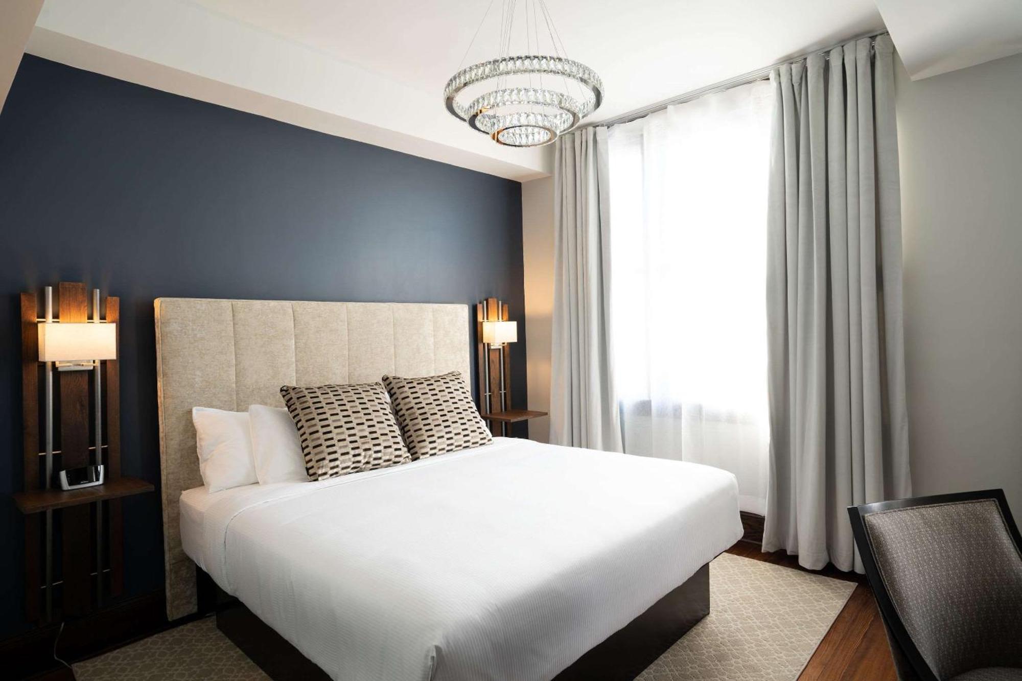 The Esquire Hotel Downtown Gastonia, Ascend Hotel Collection Buitenkant foto