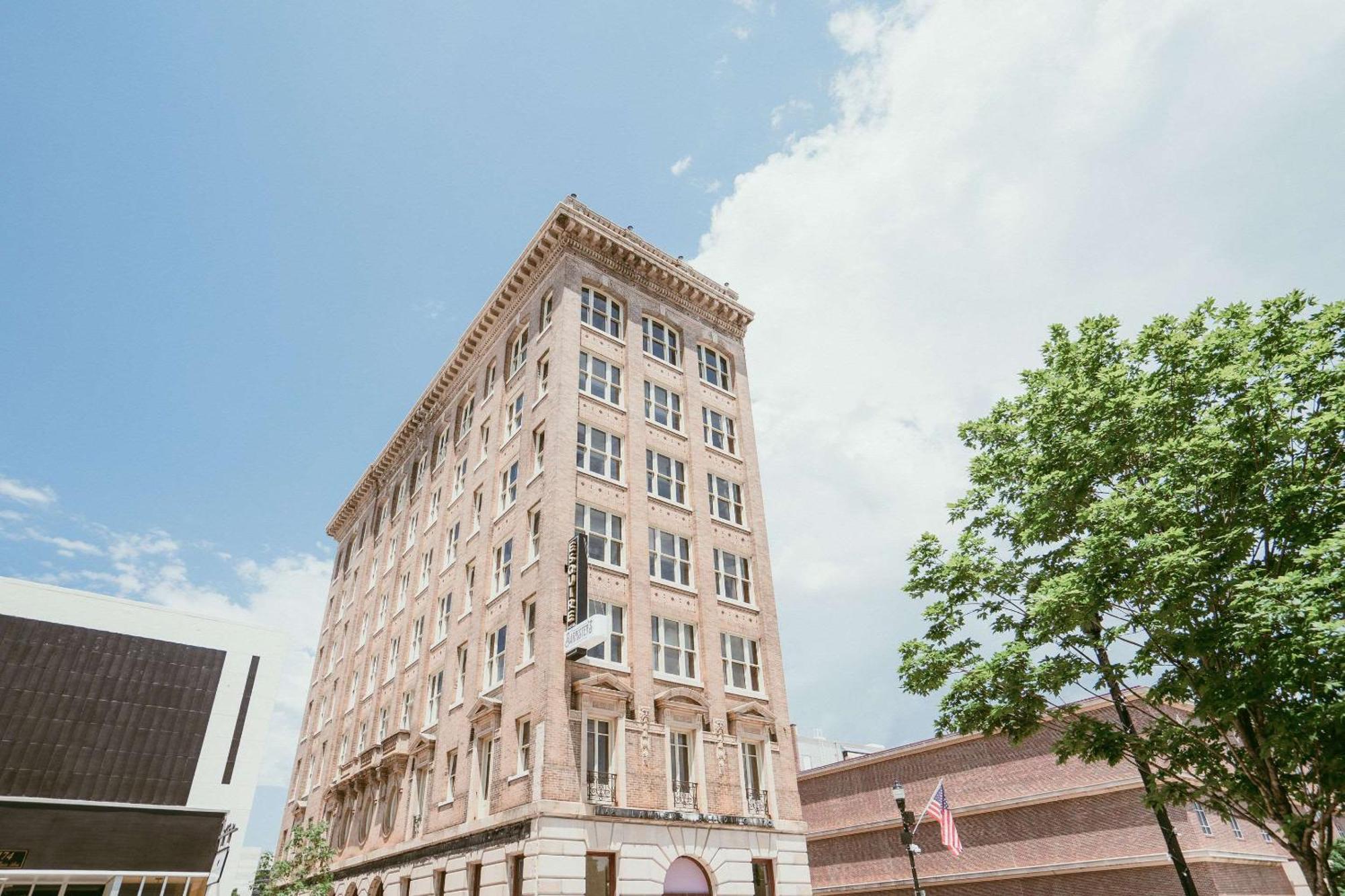 The Esquire Hotel Downtown Gastonia, Ascend Hotel Collection Buitenkant foto